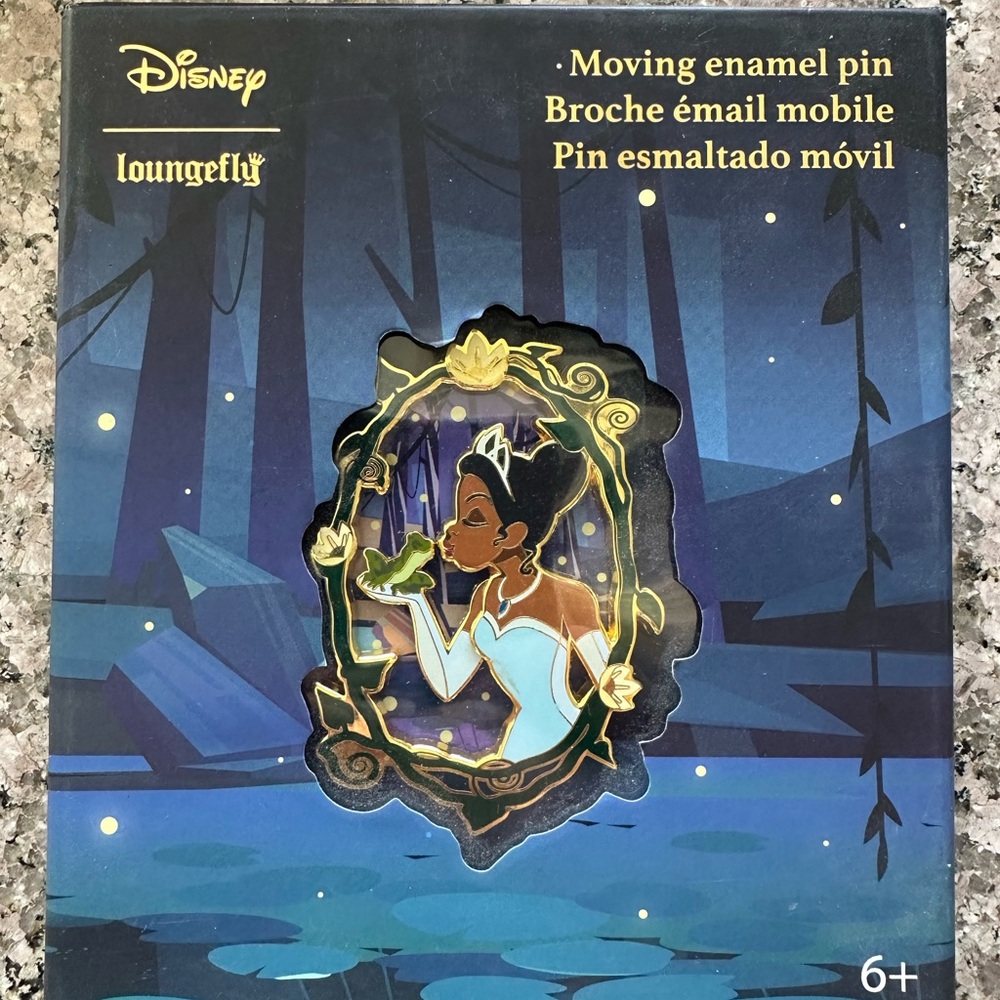 Disney Limited Edition Pin Box - Blue and Gold
